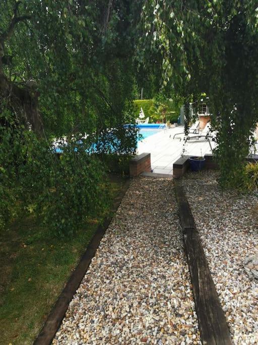 דירות The Squirrels- Alresford, Essex מראה חיצוני תמונה